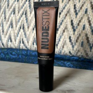 NUDE 10 - TINTED COVER LIQUID FOUNDATION